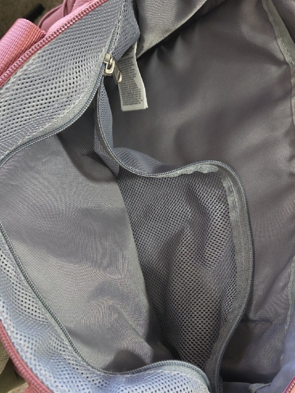 The North Face Borealis Women's Rose Tote with Front Bungee - Picture 5 of 7